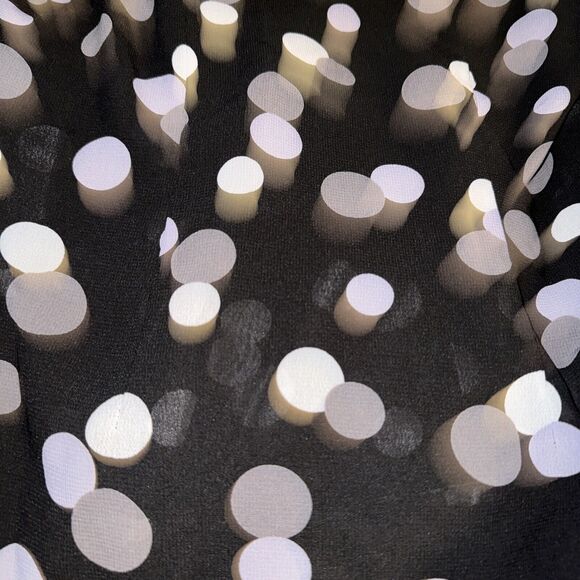 Womens NEW YORK AND COMPANY Black White Polka Dot Top S With Flattering Darts - Picture 8 of 10